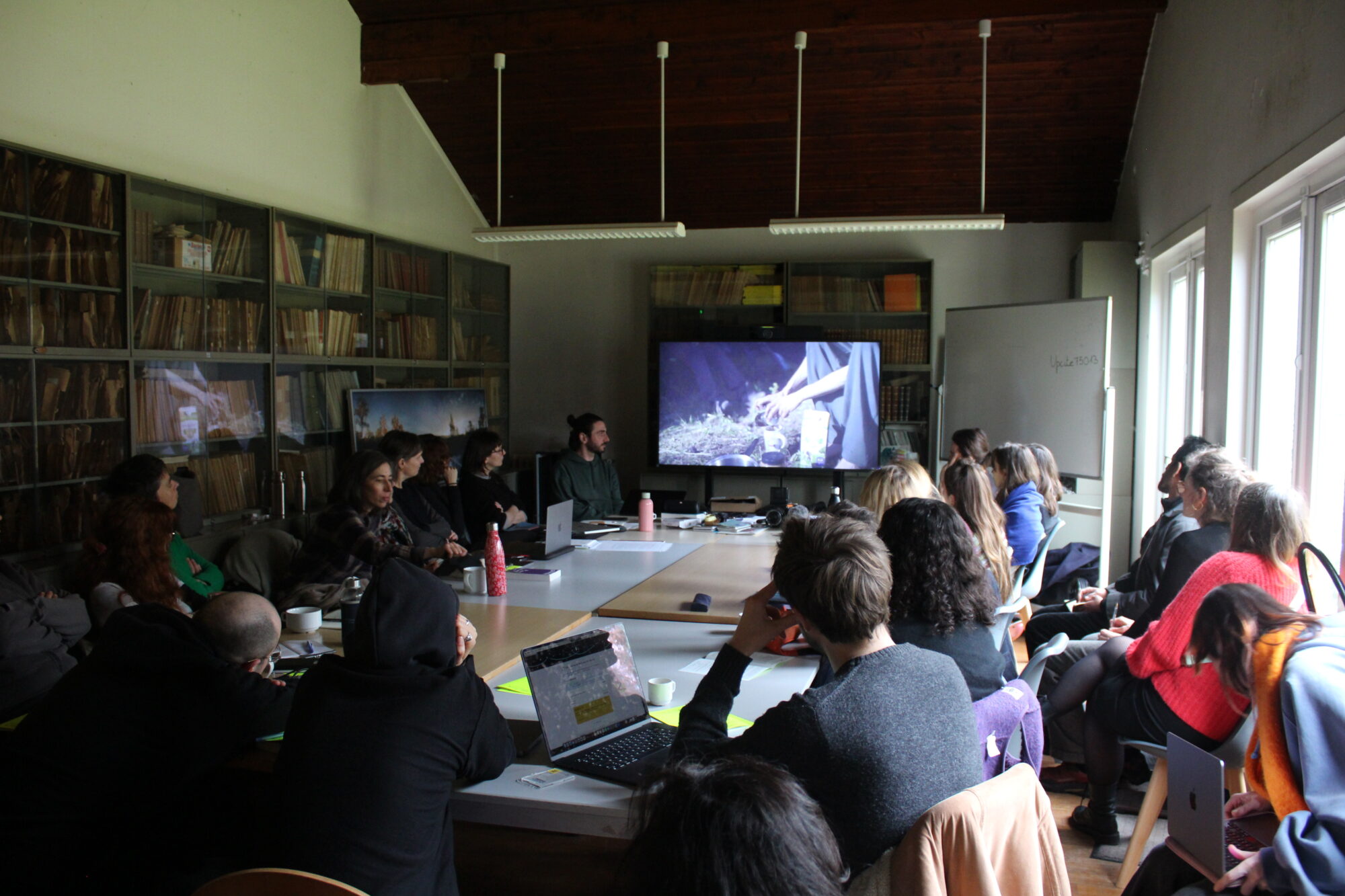 Présents épais – Résidence d’écriture recherche-création en Art & Science - Bétonsalon