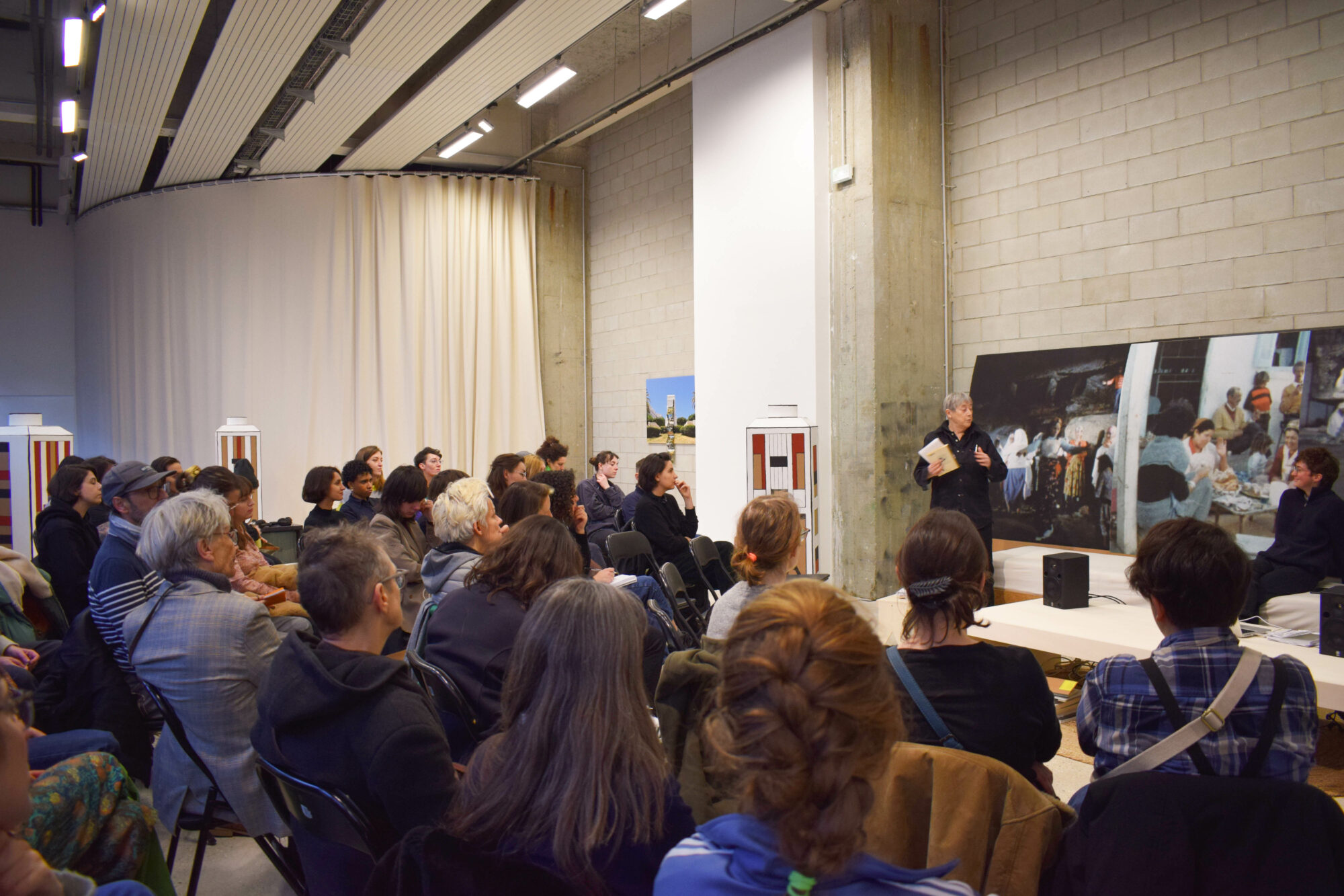 Cap pour l’Île des vivantxs (Cap for the Island of the Living) - Bétonsalon