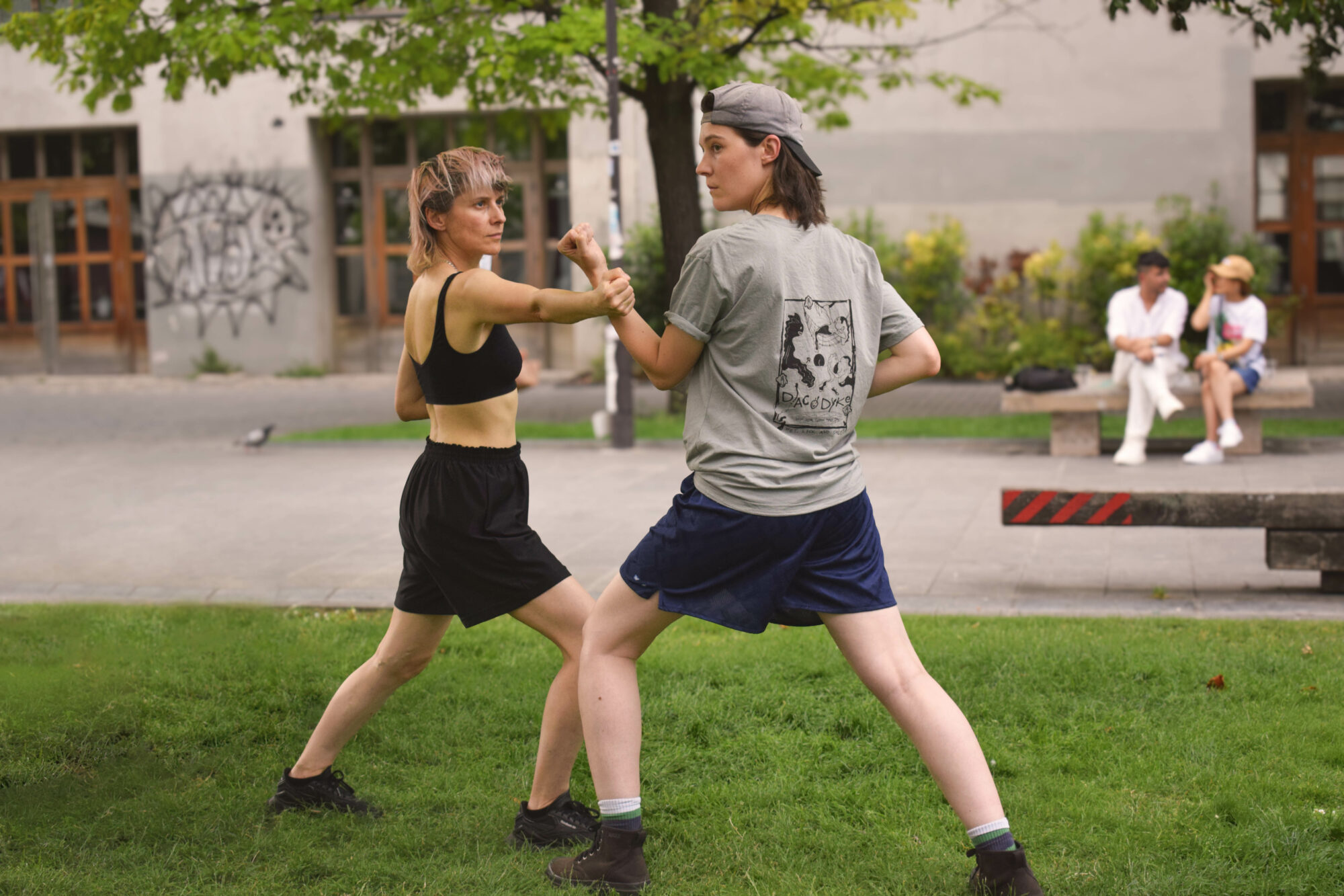 Cap pour l’Île des vivantxs (Cap for the Island of the Living) - Bétonsalon