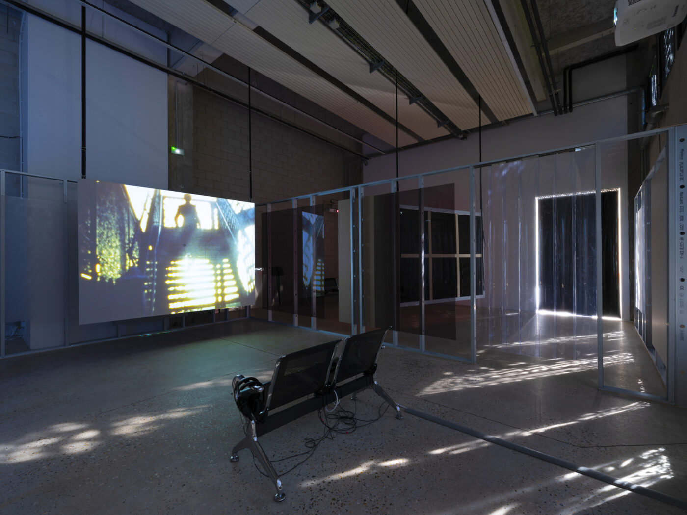 Surexposée, comme aux rayons X - Bétonsalon