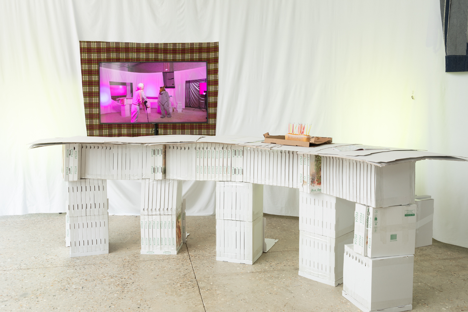 Plateau TV - Bétonsalon